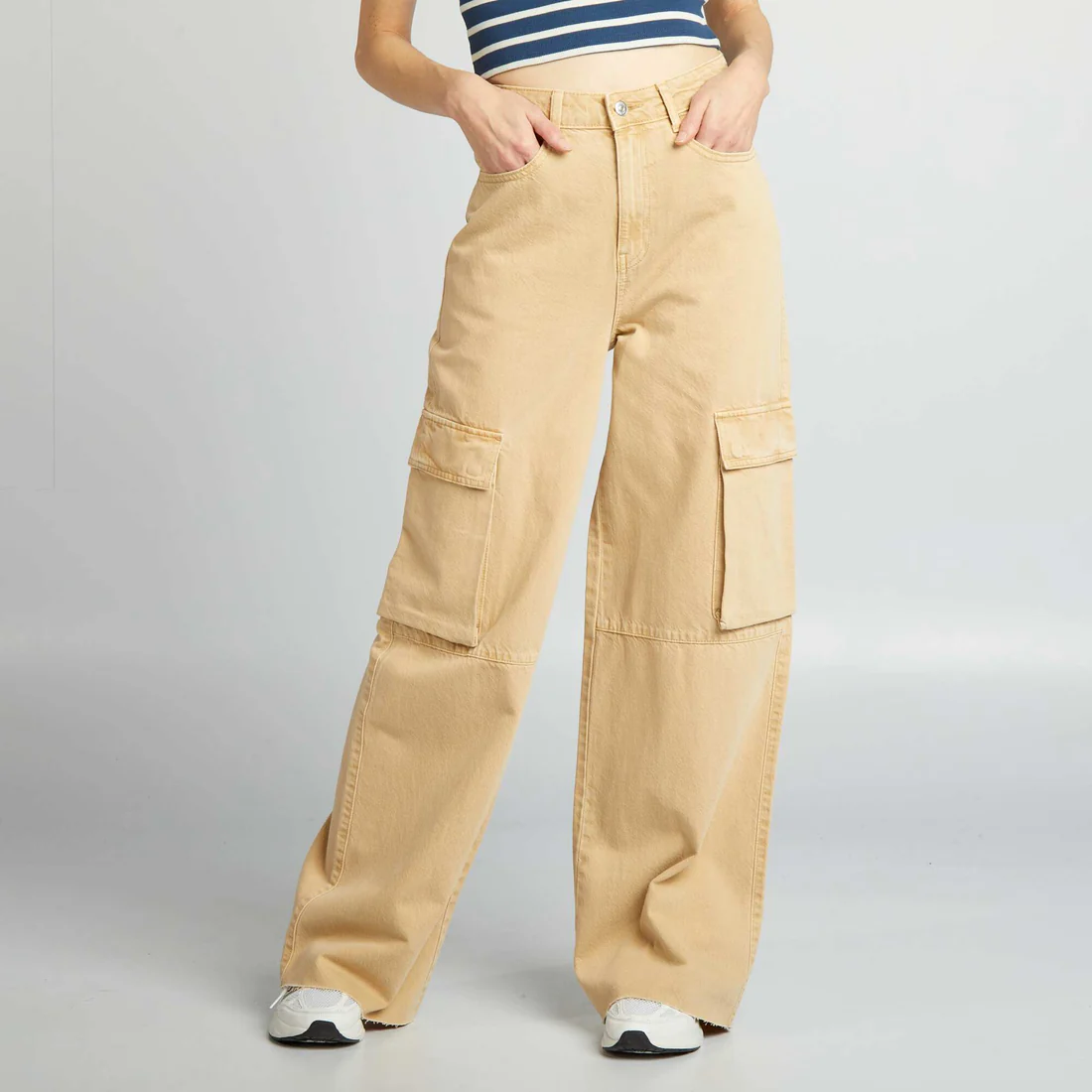  multiPocket wide leg women jeans-beige